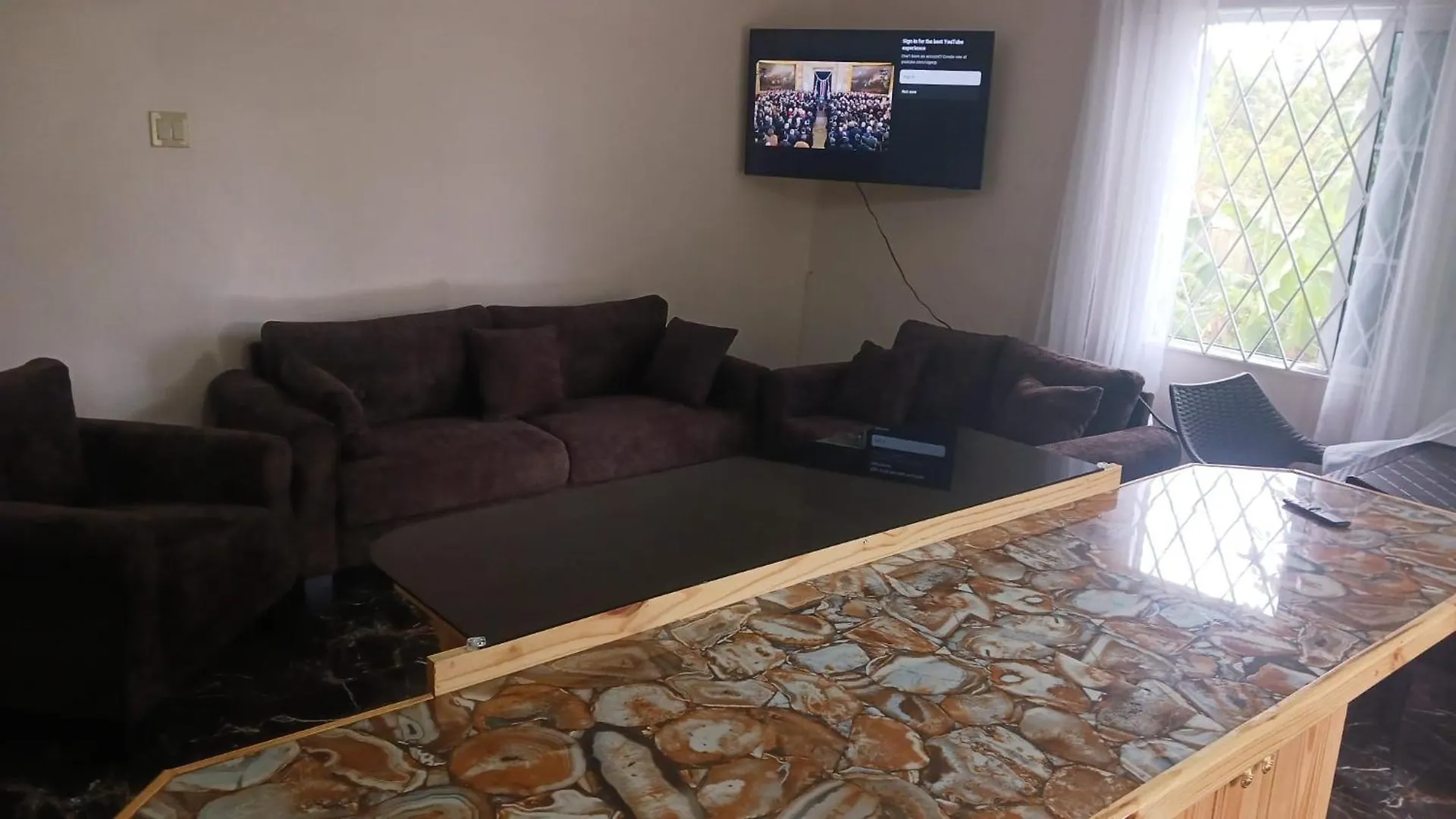 Coke'S Vacation Home Mandeville Apartman